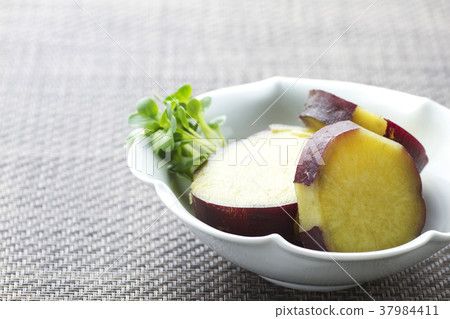 Sweet potato stew 2 37984411