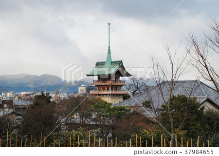 Gion cemetery 37984655