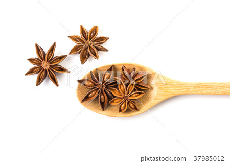 Close up the brown star anise spice Close up the brown star anise spice 37985012