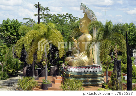 ASIA THAILAND ISAN UBON RATCHATHANI 37985557