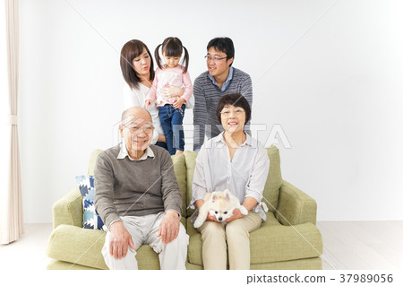 三代家庭組照片圖像 37989056