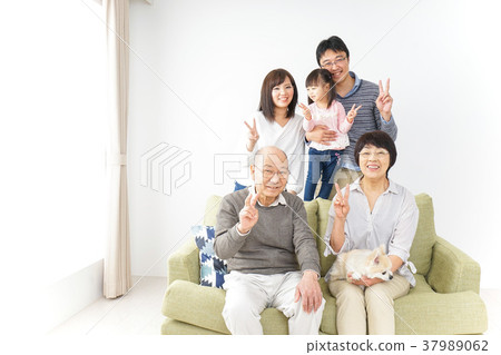 三代家庭組照片圖像 三代家庭組照片圖像 37989062