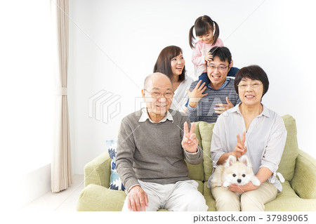 三代家庭組照片圖像 三代家庭組照片圖像 37989065