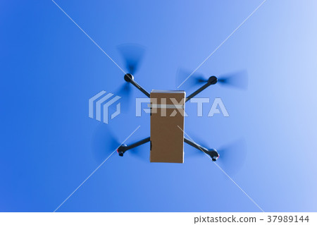 無人機送貨上門 37989144