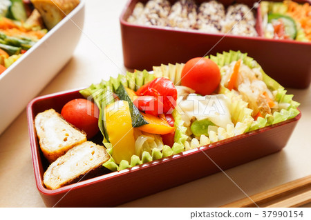 Handmade bento 37990154