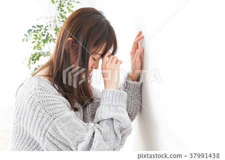 貧血,失明,月經來潮 貧血,失明,月經來潮 37991438