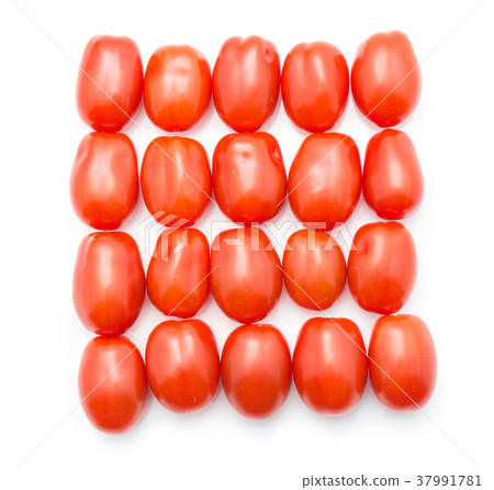 Red cherry tomatoes isolated on white 37991781