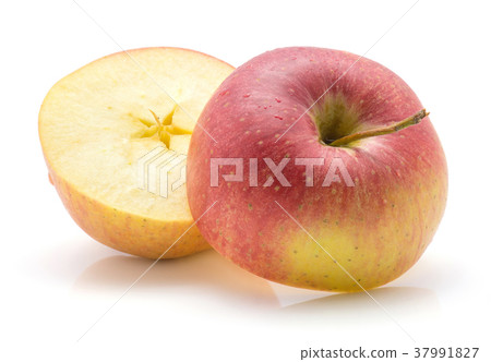 Raw evelina apple isolated 37991827