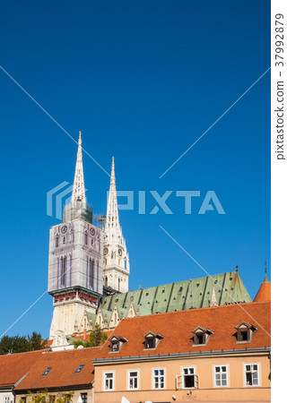 zagreb, croatia, minaret 37992879