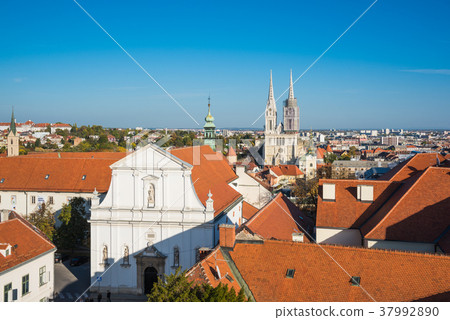 zagreb, croatia, katedrala marijina uznesenja 37992890