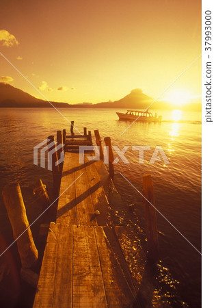 LATIN AMERICA GUATEMALA LAKE ATITLAN 37993000