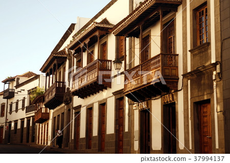 EUROPE SPIAN GRAN CANARY EUROPE SPIAN GRAN CANARY 37994137