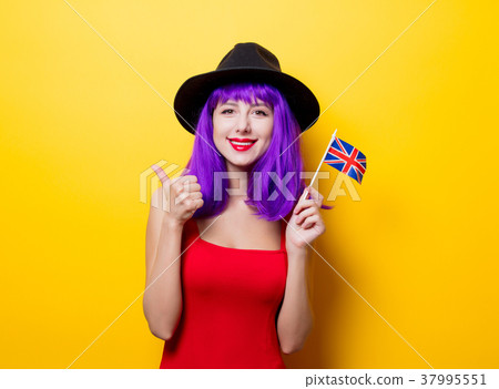 girl with Great Britain flag in hand 37995551