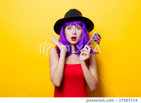 girl with Great Britain flag in hand 37995554