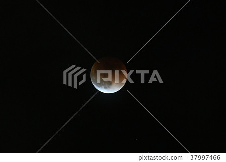  藍帶·月全食（超級藍血月）= 1月31日，相關關鍵字總月球連續照片 37997466