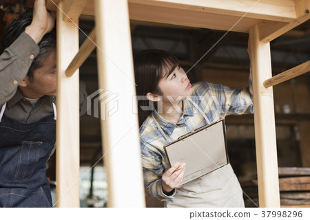 Furniture craftsman Master and brother image workshop 37998296