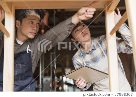 家具工匠大師和兄弟形象工作室 家具工匠大師和兄弟形象工作室 37998302