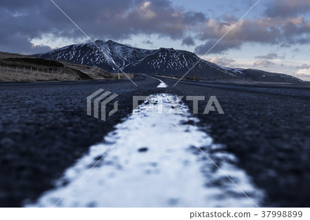 Beautiful scenery of mountains and grassland Beautiful scenery of mountains and grassland 37998899