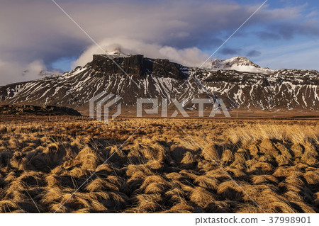 Beautiful scenery of mountains and grassland Beautiful scenery of mountains and grassland 37998901