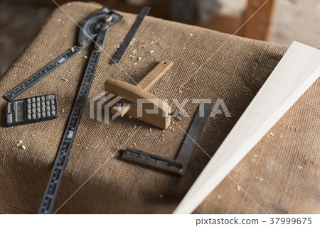 Furniture workshop tools 37999675