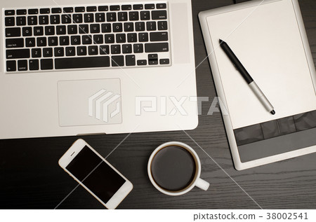 Graphics tablet with a pencil, some laptop Graphics tablet with a pencil, some laptop 38002541