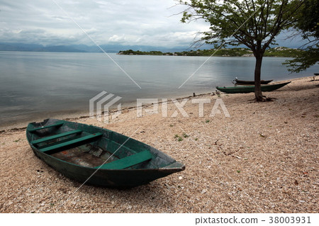 EUROPE BALKAN MONTENEGRO SKADAR LAKE 38003931