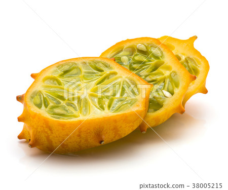 Fresh kiwano isolated on white 38005215