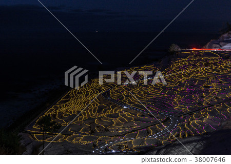 Illumination of white rice Sen Itta 38007646