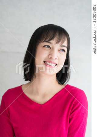 young woman young woman 38009808
