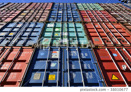 Container wall 38010677