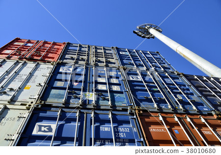 Container wall 38010680