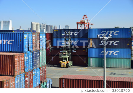 集裝箱和頂級升降機 集裝箱和頂級升降機 38010700