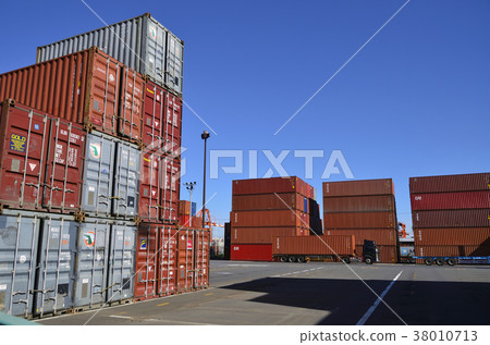 集裝箱和頂級升降機 38010713