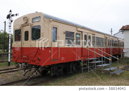 Kiha 30 restored to the Sagami line specification Kiha 30 restored to the Sagami line specification 38014041
