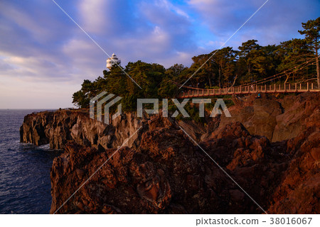 [東伊豆] Jogasaki釣魚橋（Kadowaki燈塔） 38016067