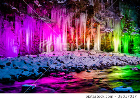 Ice column of Saitama Chichibu Sanju light up 38017017