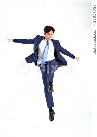 20s jumping, success, office worker, global business, 38017359