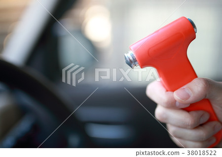 逃生（緊急失控錘危險緊急撤離緊急駕駛員司機身體零件無臉） 38018522