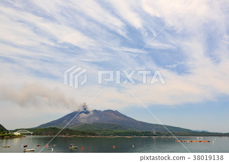 Sakurajima Eruption-From Road Station "Tarumizu"- Sakurajima Eruption-From Road Station "Tarumizu"- 38019138