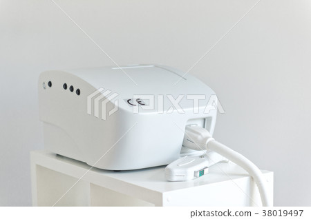 Electronic hair removal by modern methods 9117. 38019497