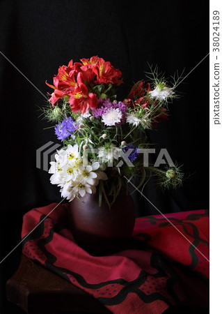 Amstroemeria,Osonigalum,Nigella Amstroemeria,Osonigalum,Nigella 38024189