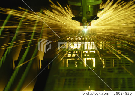 The fiber laser cutting machine The fiber laser cutting machine 38024830