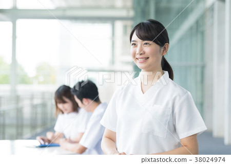 白大褂男女 白大褂男女 38024974