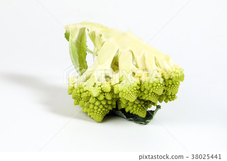 Green Romanesco broccoli 38025441