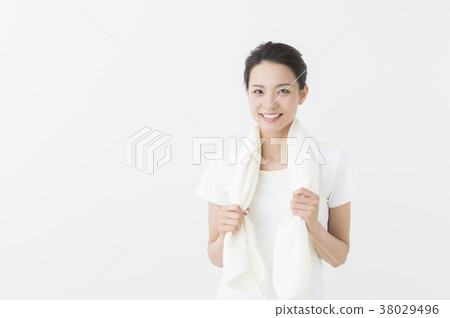 Woman after fitness 38029496