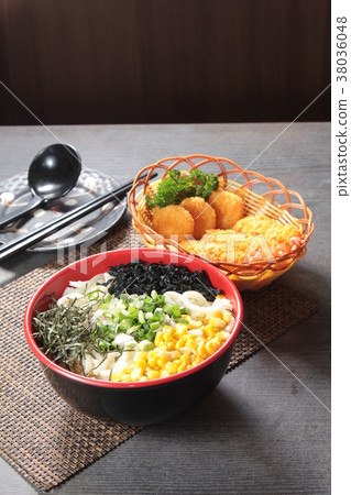 udon udon 38036048