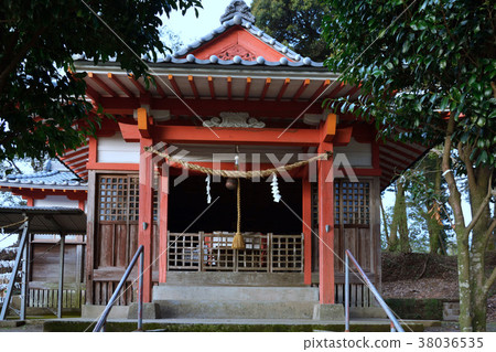 Miyakonojo City-designated Important Cultural Property Kodama Shrine 38036535