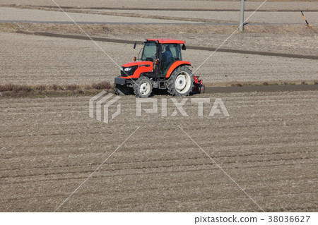Tractor winter farming Tractor winter farming 38036627