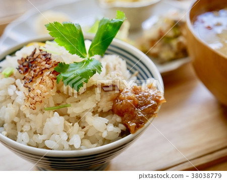  cooked rice 38038779