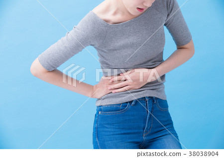 woman with kidney disease woman with kidney disease 38038904